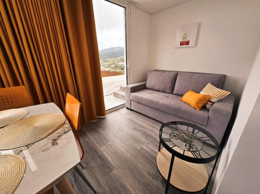 Brand New Private Modern Apartment With Patio And Sea View 칼례타 외부 사진
