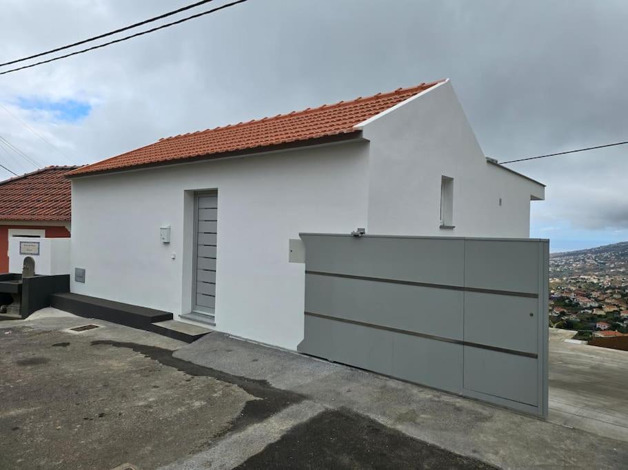 Brand New Private Modern Apartment With Patio And Sea View 칼례타 외부 사진