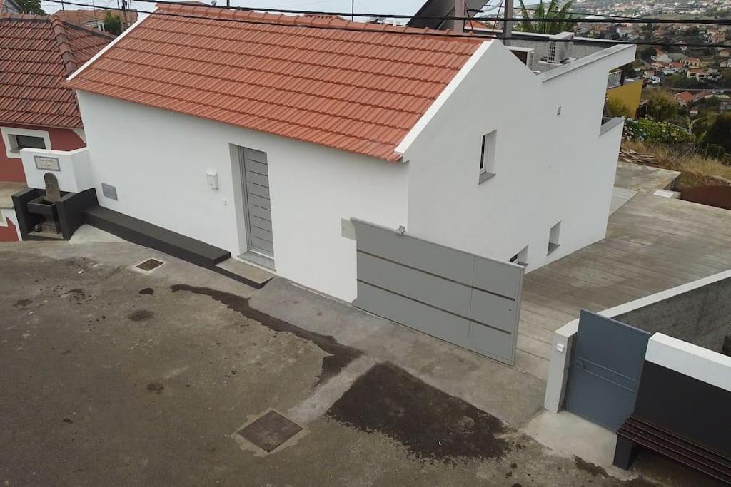 Brand New Private Modern Apartment With Patio And Sea View 칼례타 외부 사진