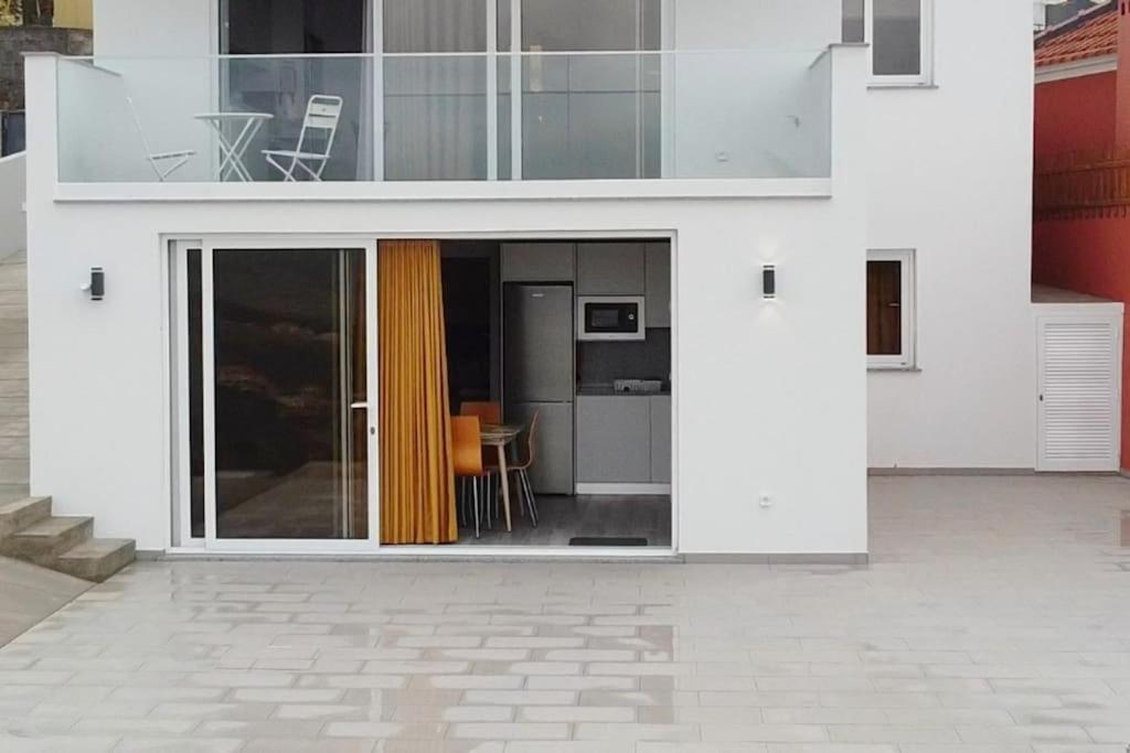 Brand New Private Modern Apartment With Patio And Sea View 칼례타 외부 사진