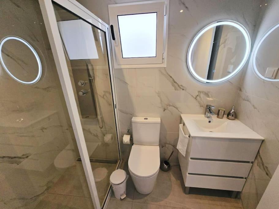 Brand New Private Modern Apartment With Patio And Sea View 칼례타 외부 사진