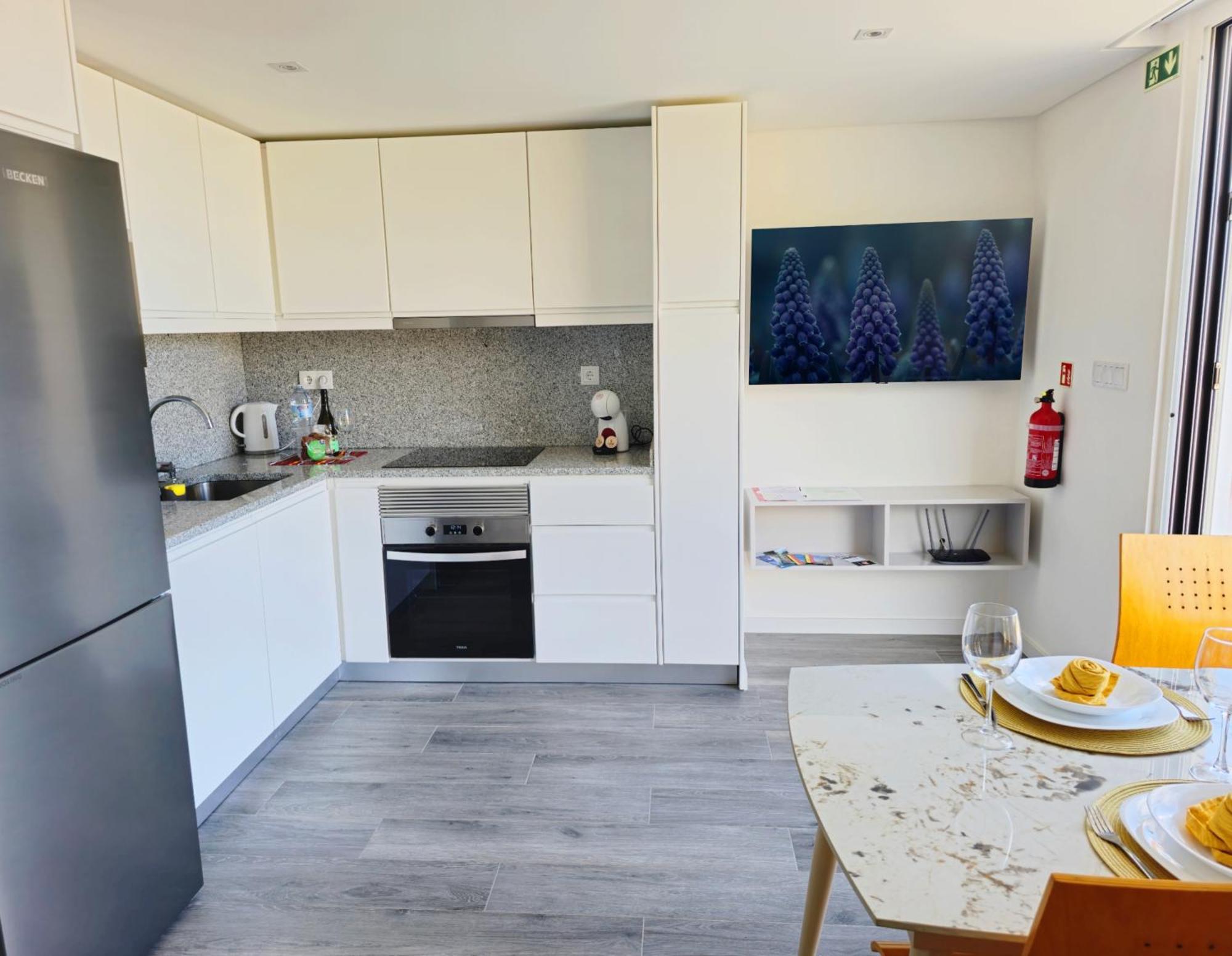 Brand New Private Modern Apartment With Patio And Sea View 칼례타 외부 사진