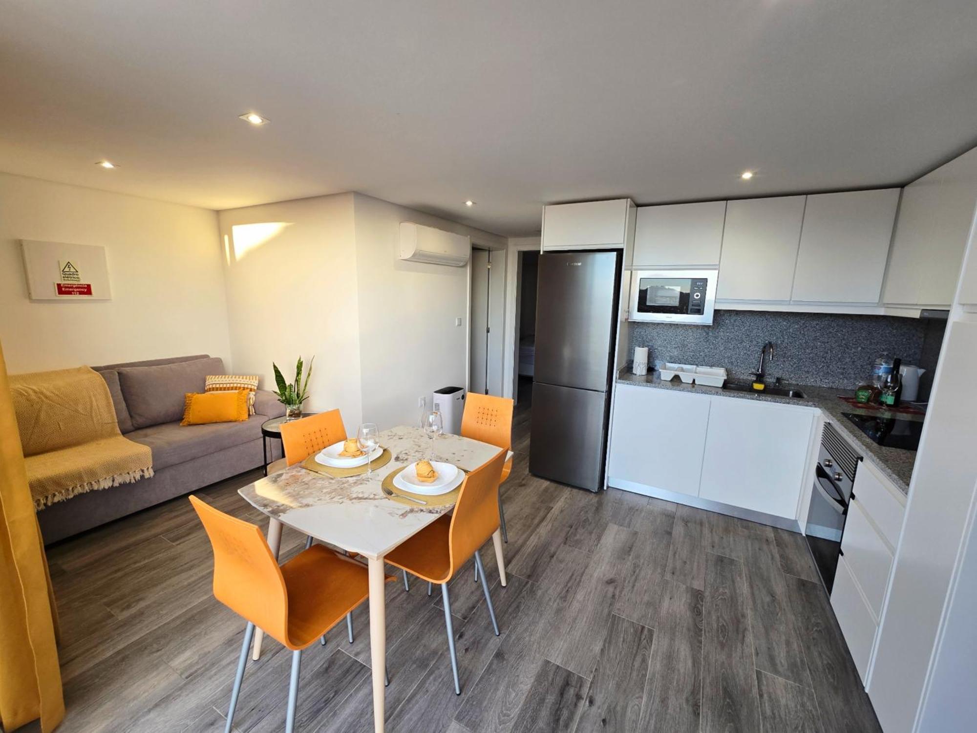 Brand New Private Modern Apartment With Patio And Sea View 칼례타 외부 사진